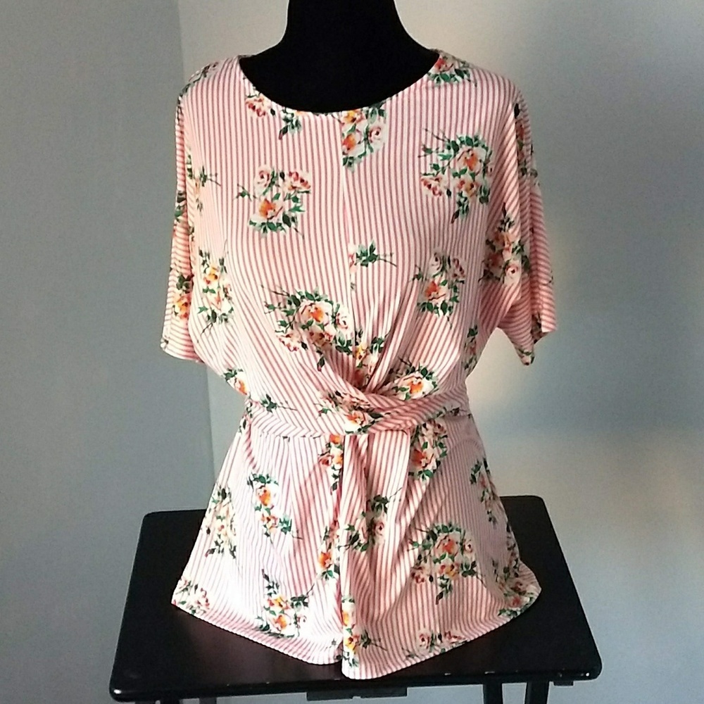 Kayla's Armoire printed blouse
